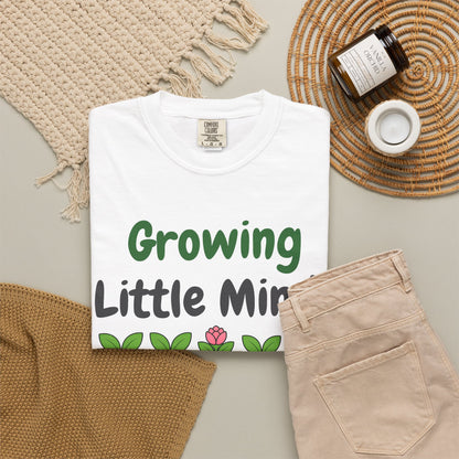 Growing Little Minds unisex tee