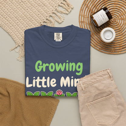 Growing Little Minds unisex tee