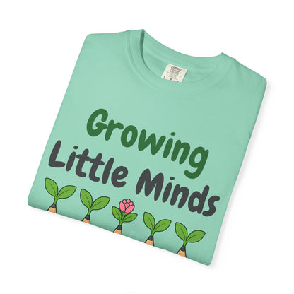 Growing Little Minds unisex tee